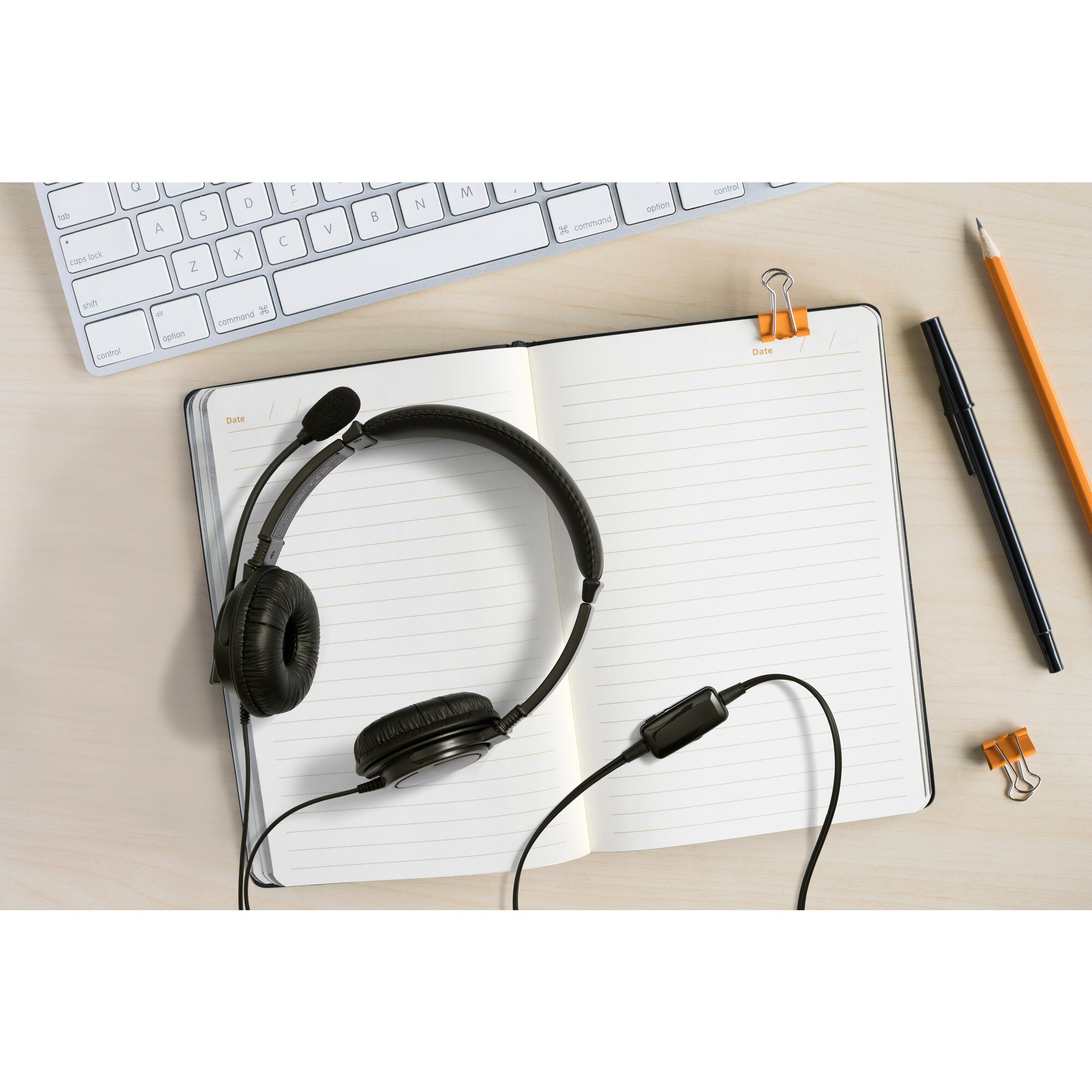 Kensington Auriculares clásicos de 3,5 mm con micrófono y control de volumen - Imagen 3
